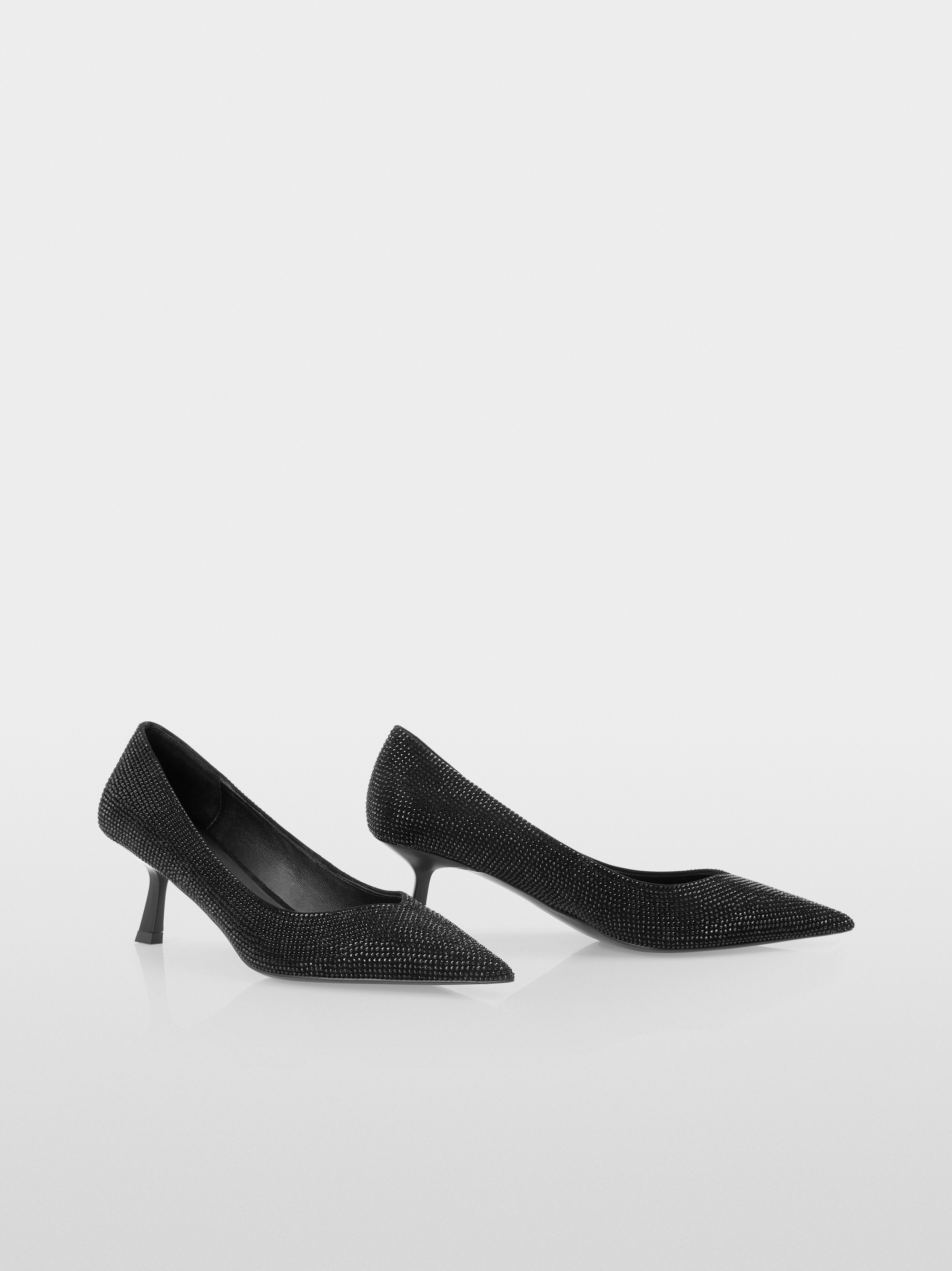 Spitze Pumps von Marc-Cain in V-Form