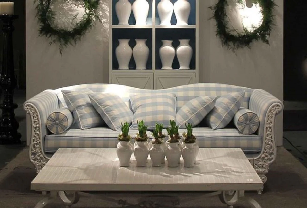 From the luxury collection of Casa Padrino!