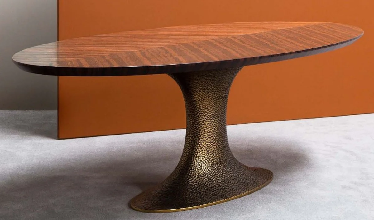 Luxury dining table brown / antique gold 260 x 120 x H. 76 cm - Oval kitchen table with elegant eucalyptus veneer table top and table leg in a hammered look - Luxury dining room furniture