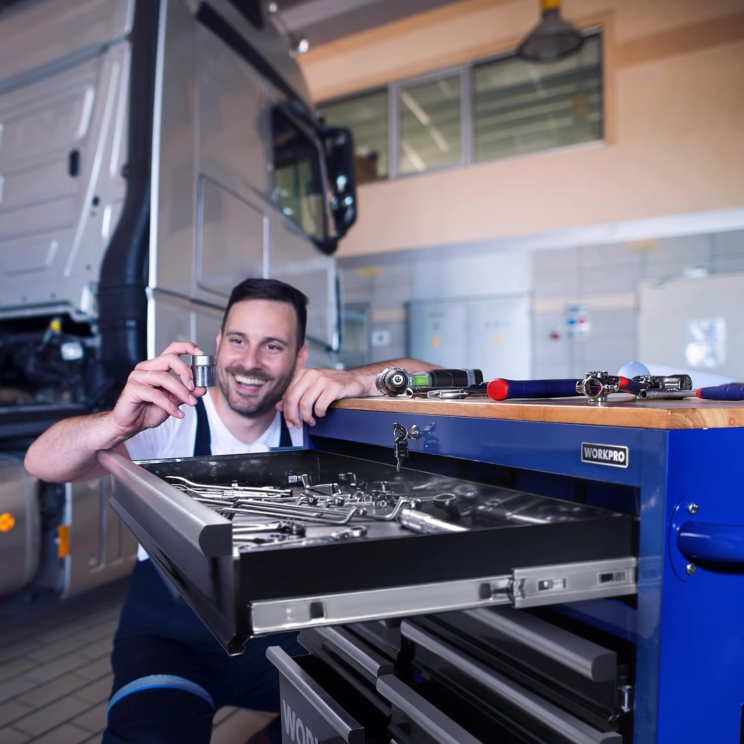 WORKPRO 46-Inch 9-Drawers Rolling Tool Chest, Mobile Tool Storage Cabinet mit Wooden Top, Ausgestattet mit Castern, Griff, Schublade Liner und Schließsystem, 1200 lbs Ladekapazität