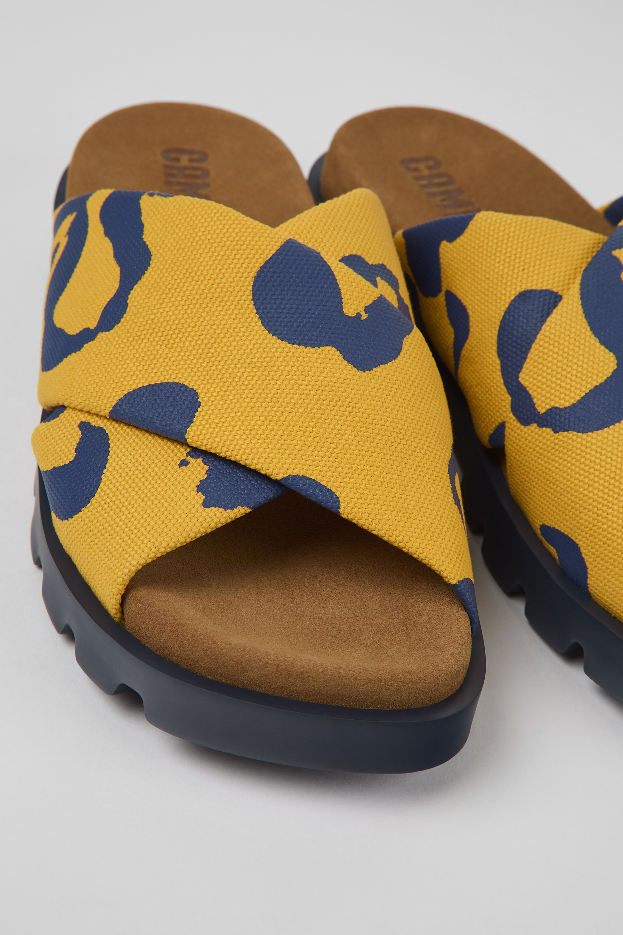 Brutus Sandal - Orange und blau recycelte Baumwollsandalen für Frauen