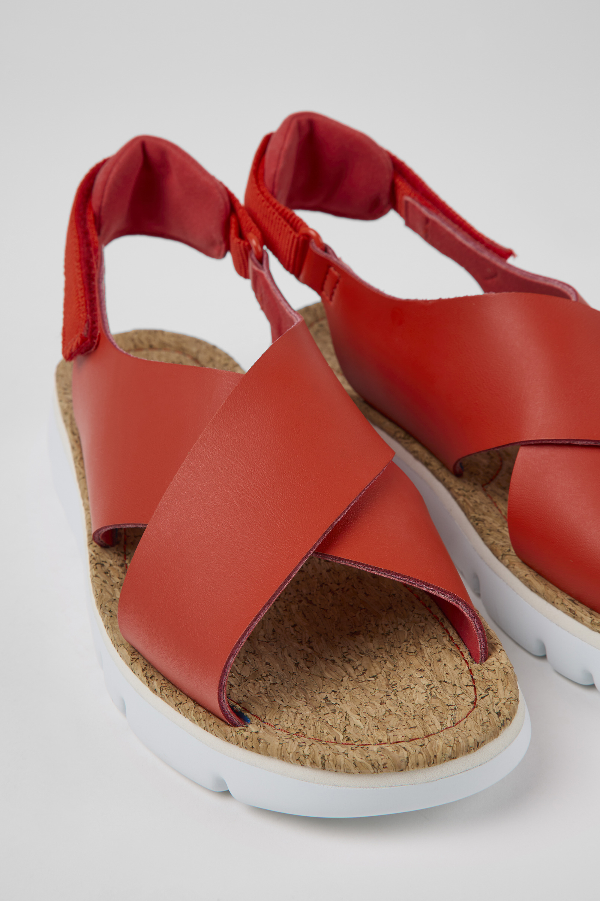 Oruga - Rotes Leder und textile Sandalen für Damen