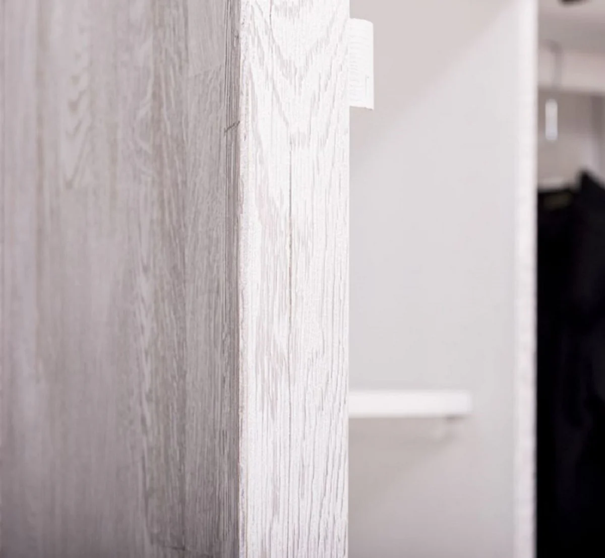 Country house style wardrobe white 110 x 53 x H. 190 cm - solid wood bedroom wardrobe with 2 doors and drawer - country house style bedroom furniture