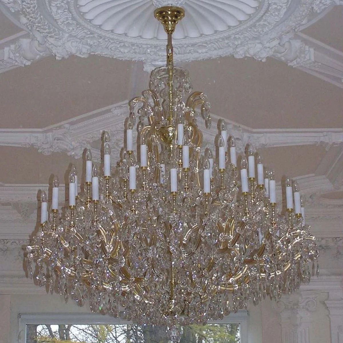 Luxury Baroque crystal glass chandelier gold Ø 150 cm - hotel chandelier