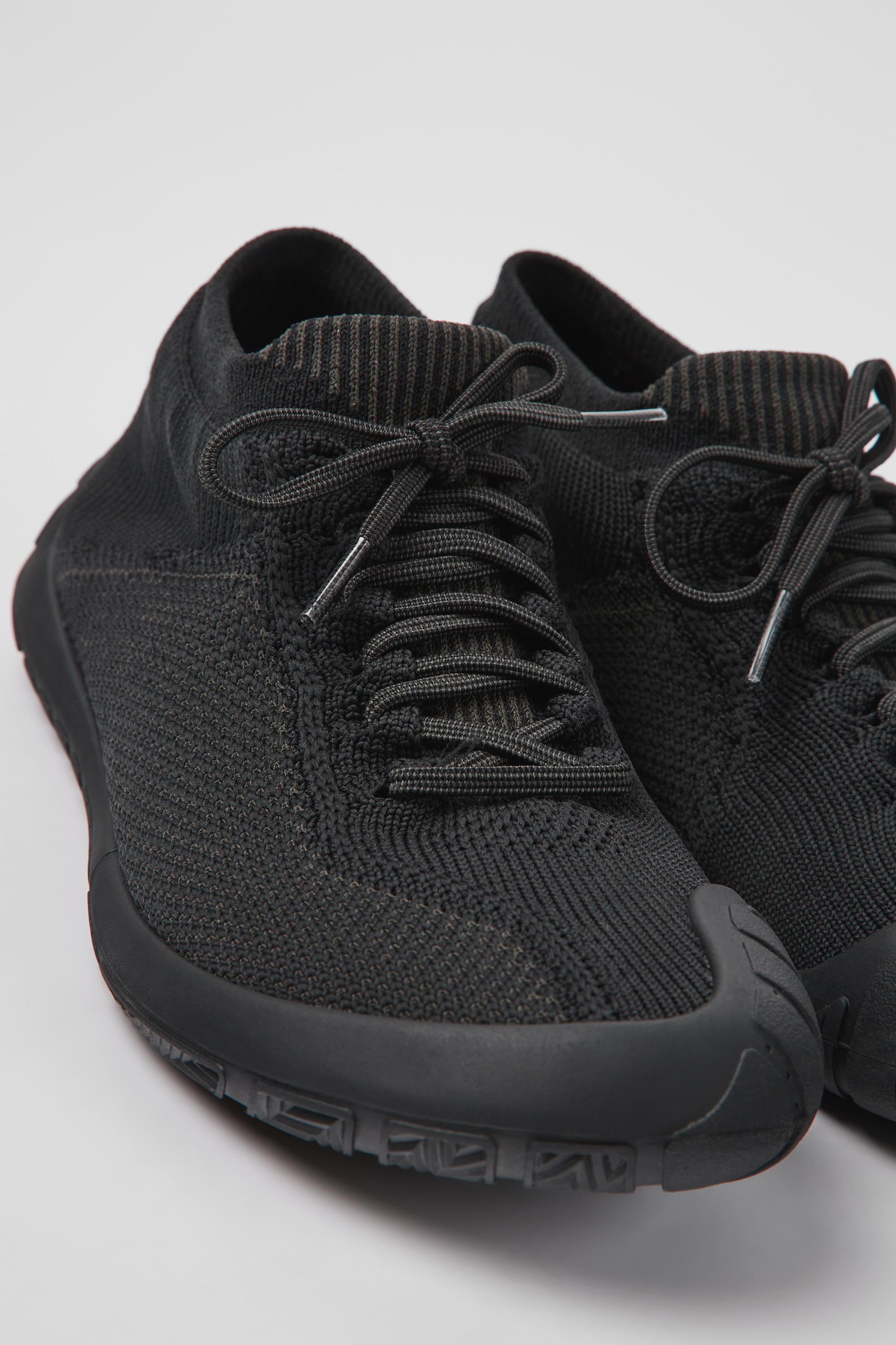 Pfad - Schwarze Textil-Sneaker für Damen