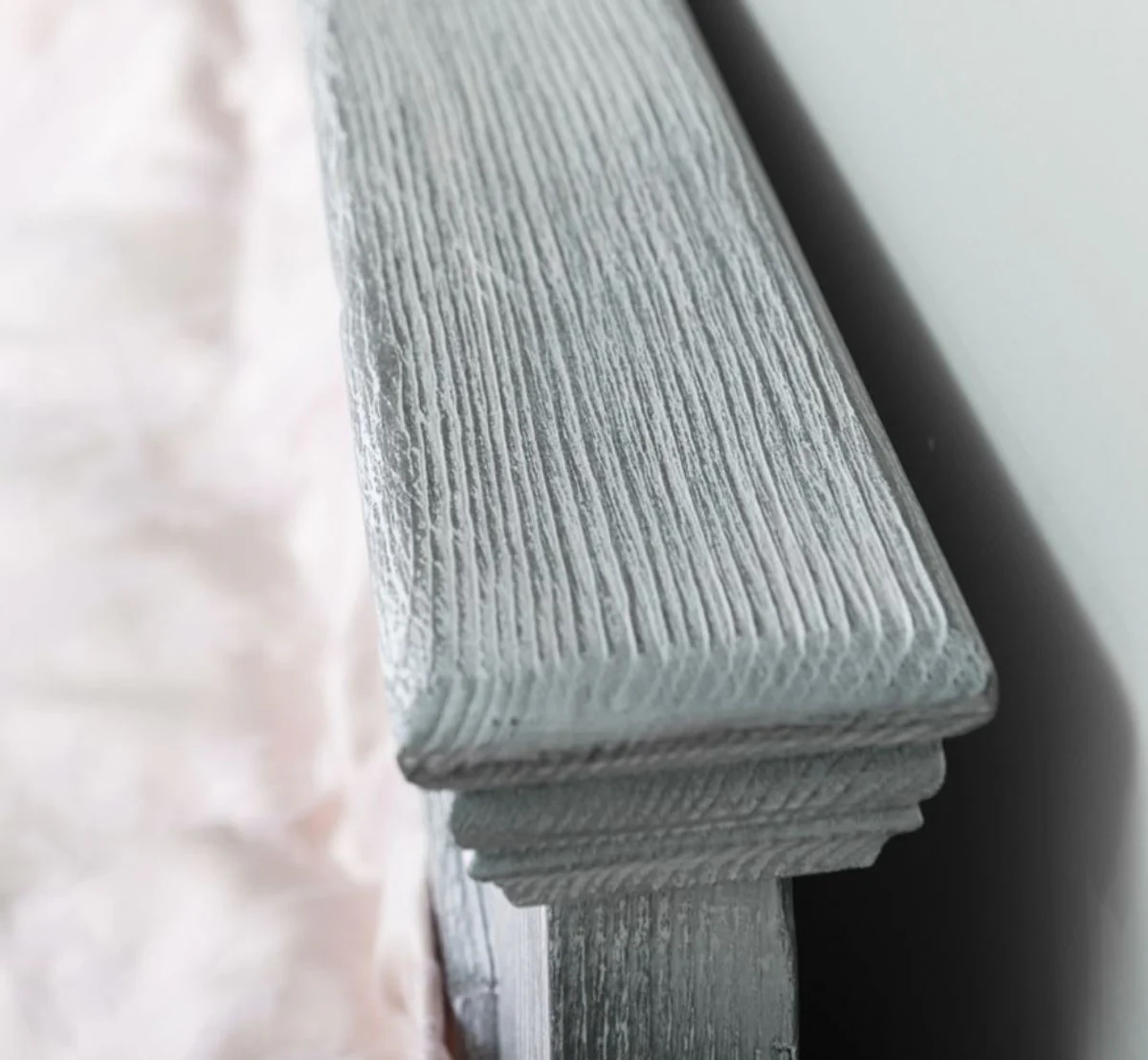 Country house style solid wood bed antique gray 140 x 200 x H. 93 cm - country house style bedroom furniture