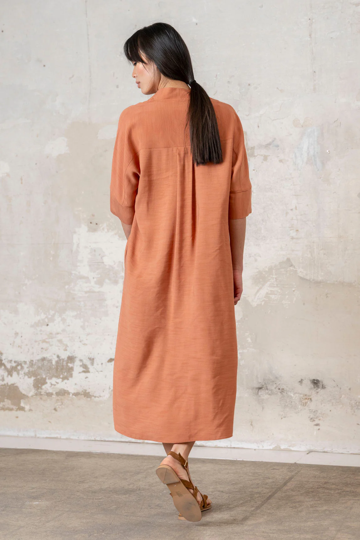 Rivera-Spanien Vestido Buccheri teja