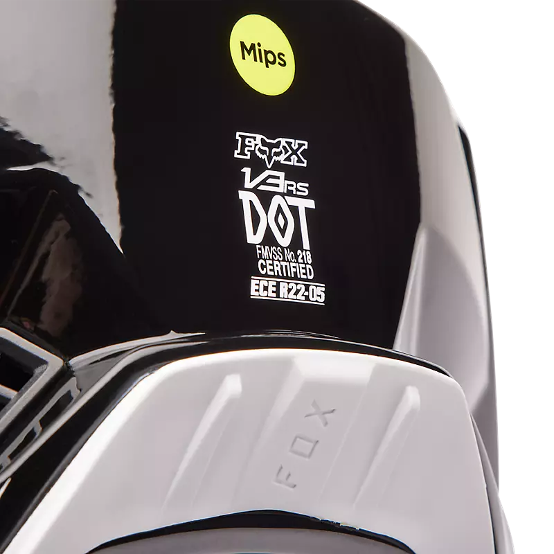 V3 RS Syz Helm (2023)