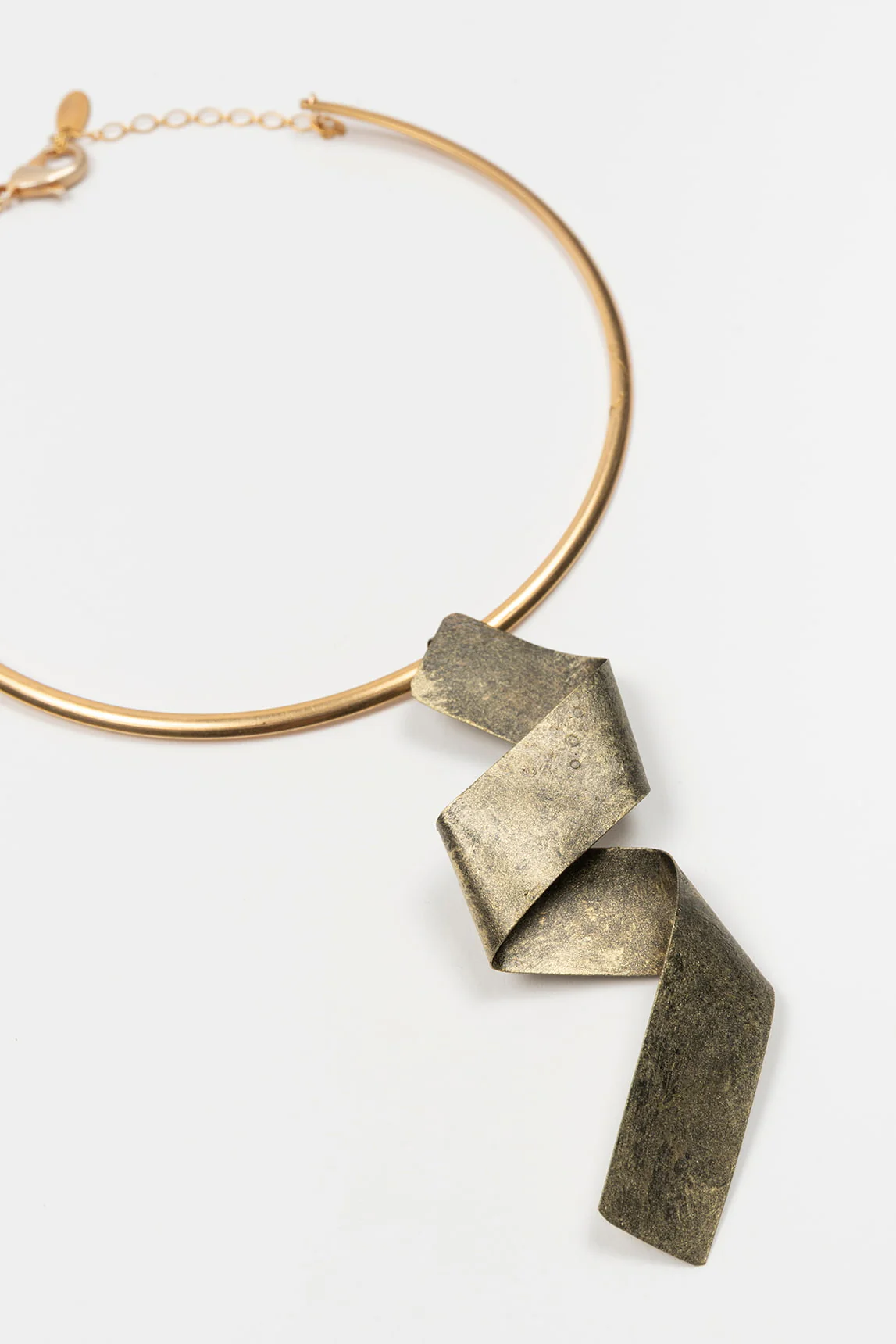 Rivera-Spain Starrer Kragen Espiral FL Private Collection