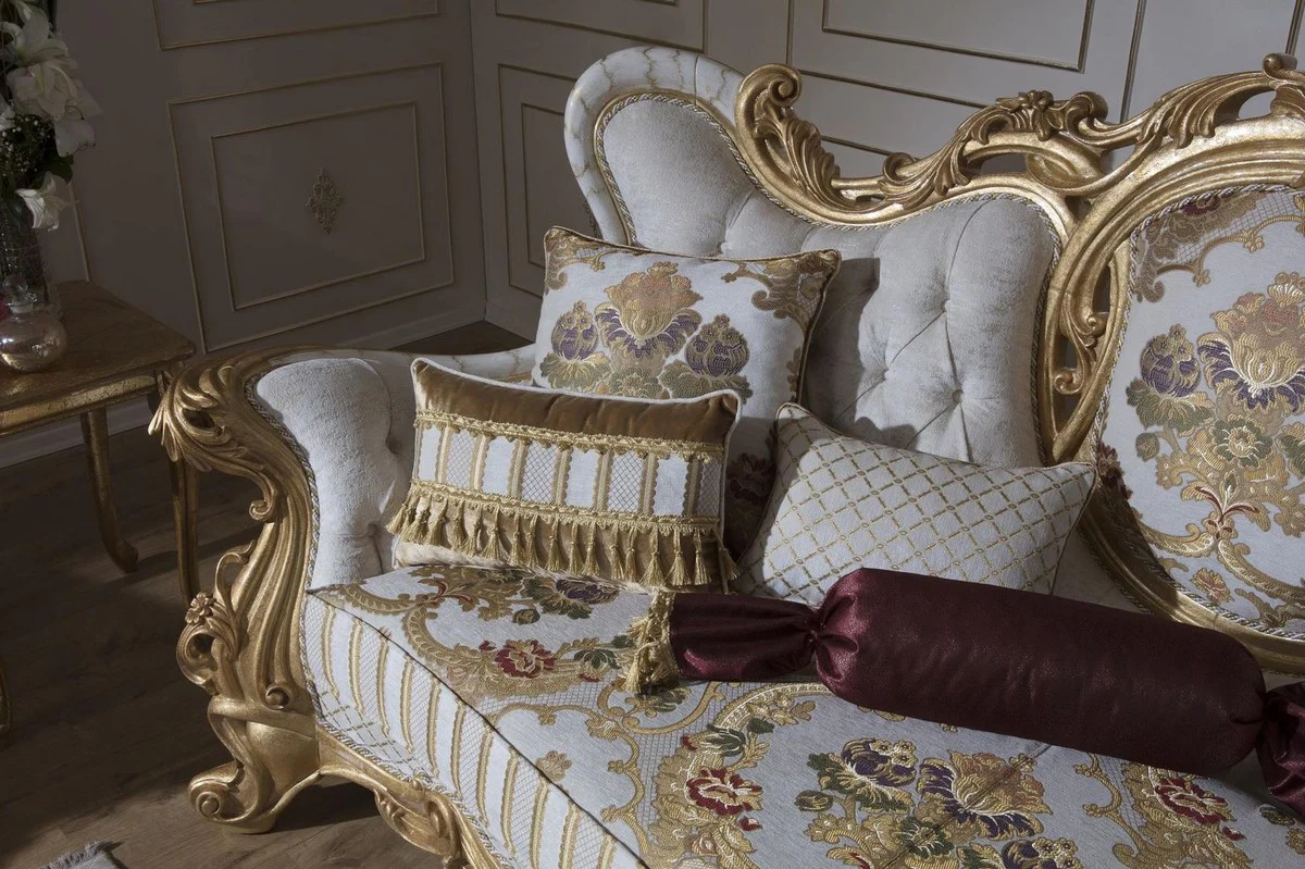 Luxury baroque sofa white / gold 248 x 108 x H. 122 cm - Living room sofa with elegant pattern and decorative pillows - Magnificent baroque furniture
