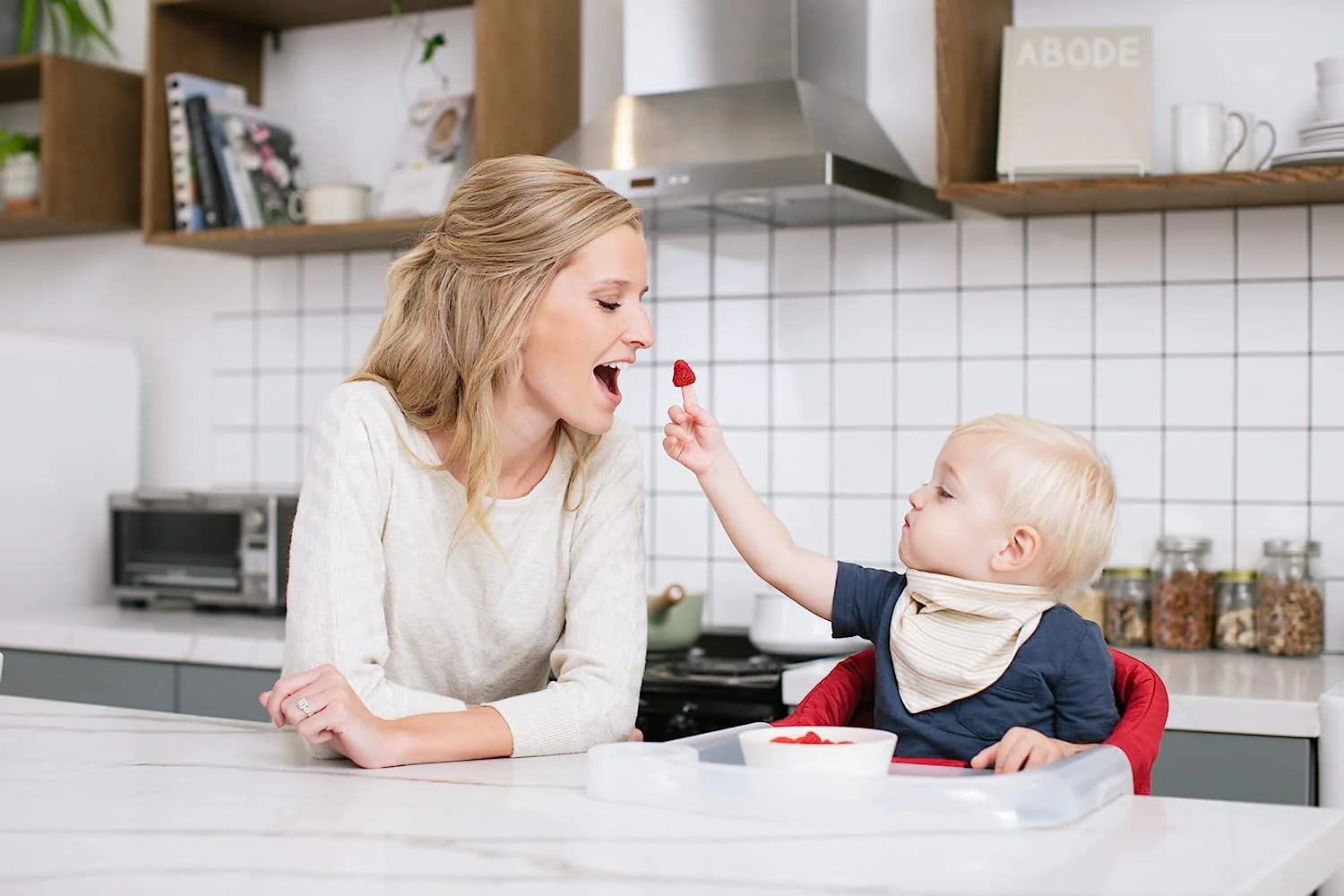 Fast Table Chair – Preisgekrönter Babyhochstuhl zum Essen und Essen – kompakt, tragbar und faltbar – hinterlässt keine Kratzer – für Babys von 6–36 Monaten und 1–3 Jahre alte Kleinkinder – Schwarz