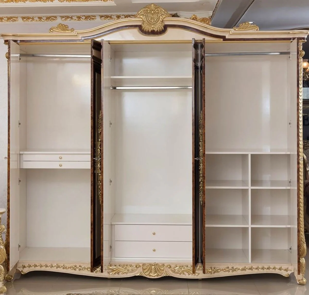 Luxury baroque bedroom wardrobe white / beige / brown / gold - magnificent solid wood wardrobe in baroque style - baroque bedroom & hotel furniture - noble & magnificent