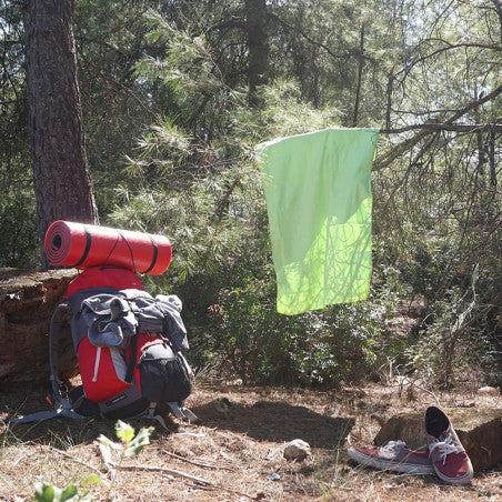 Large Hosa MICROFIBRA towel 140 X 70 CM - green