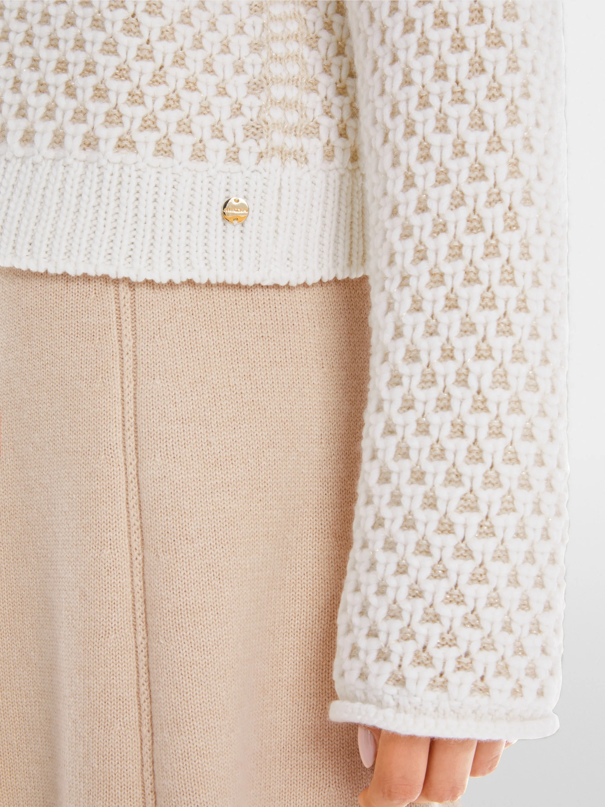 Eleganter, in Deutschland gestrickter Pullover von Marc-Cain