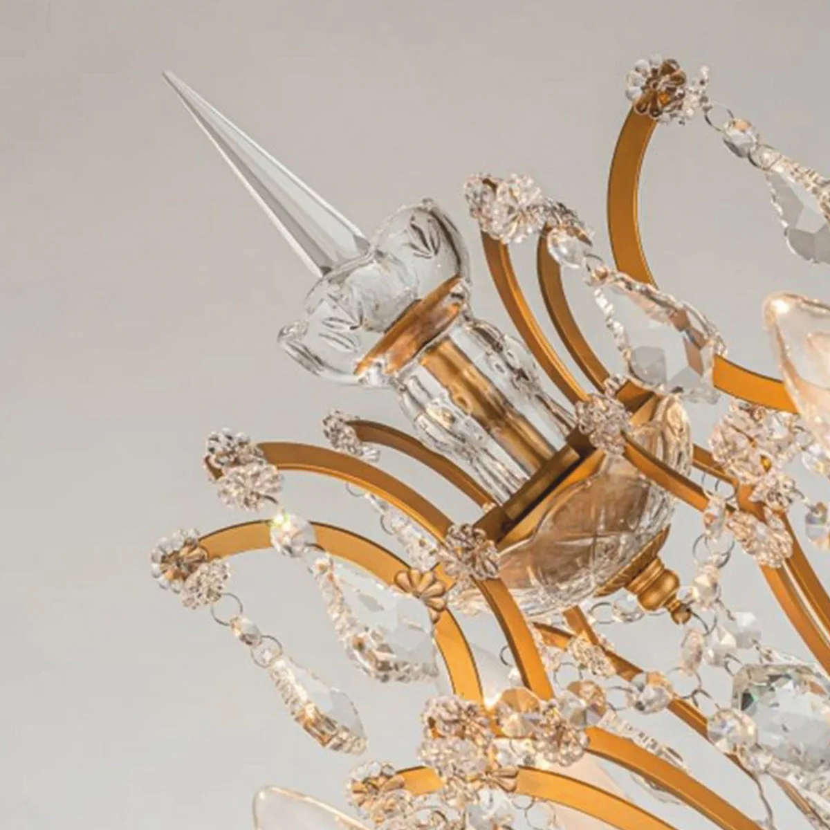 Baroque crystal floor lamp gold H. 175 cm - Baroque crystal lights