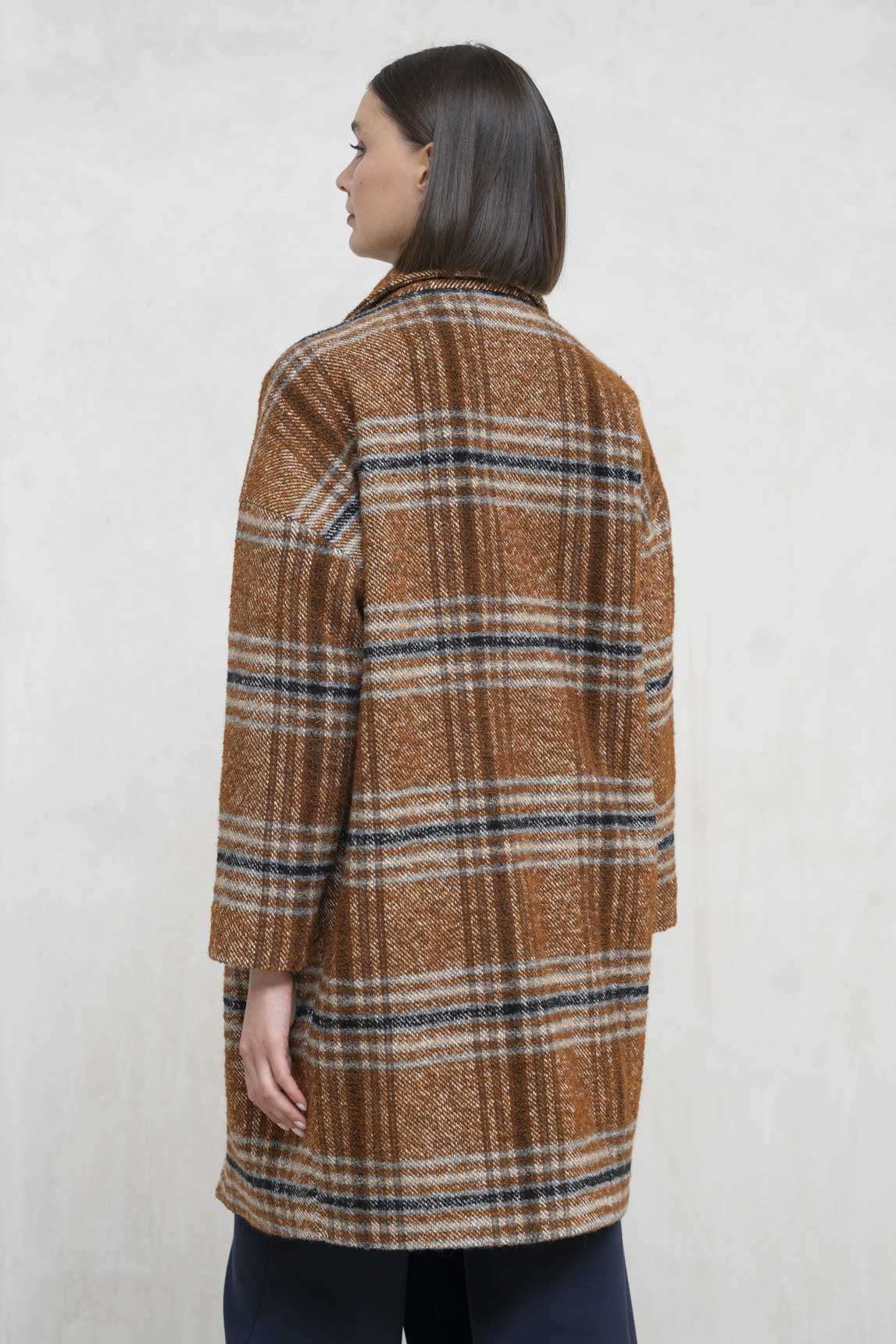 Rivera-Spanien-Biella-Mantel mit Kachelkaros