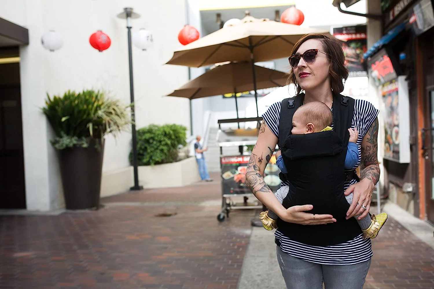 Babytrage für Neugeborene bis Kleinkinder – alle Positionen Babytrage, Babytrage-Rucksack und Baby-Vordertrage mit verstellbarem Sitz, ergonomische Babytrage, 3,3–15,6 kg (Marineblau)