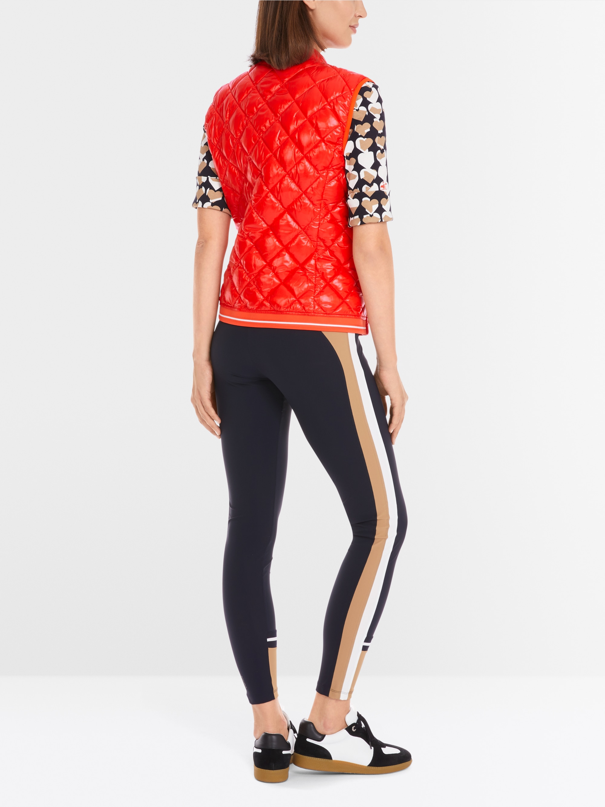 Marc-Cain Pufferweste – „Rethink Together“