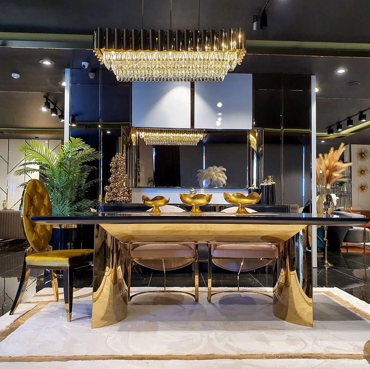 Luxury dining table black / gold 200 x 100 x H. 78 cm - Modern dining room table with glass top - Luxury dining room furniture