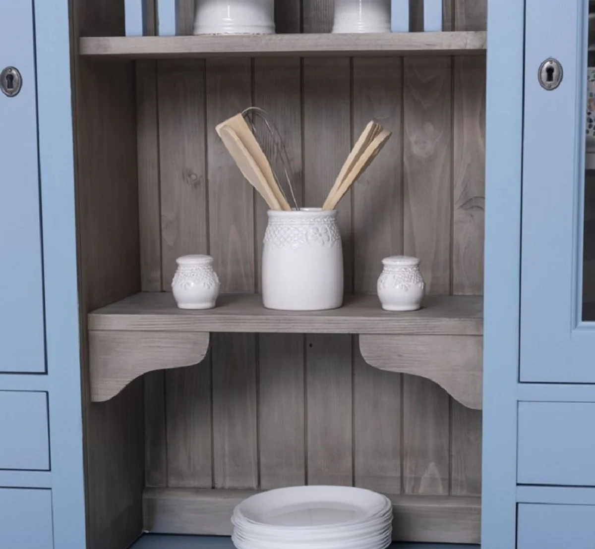 Country house style dining room cabinet light blue / gray 137 x 50 x H. 197 cm - solid wood kitchen cabinet - dining room furniture in country house style - country house style dining room furnishings