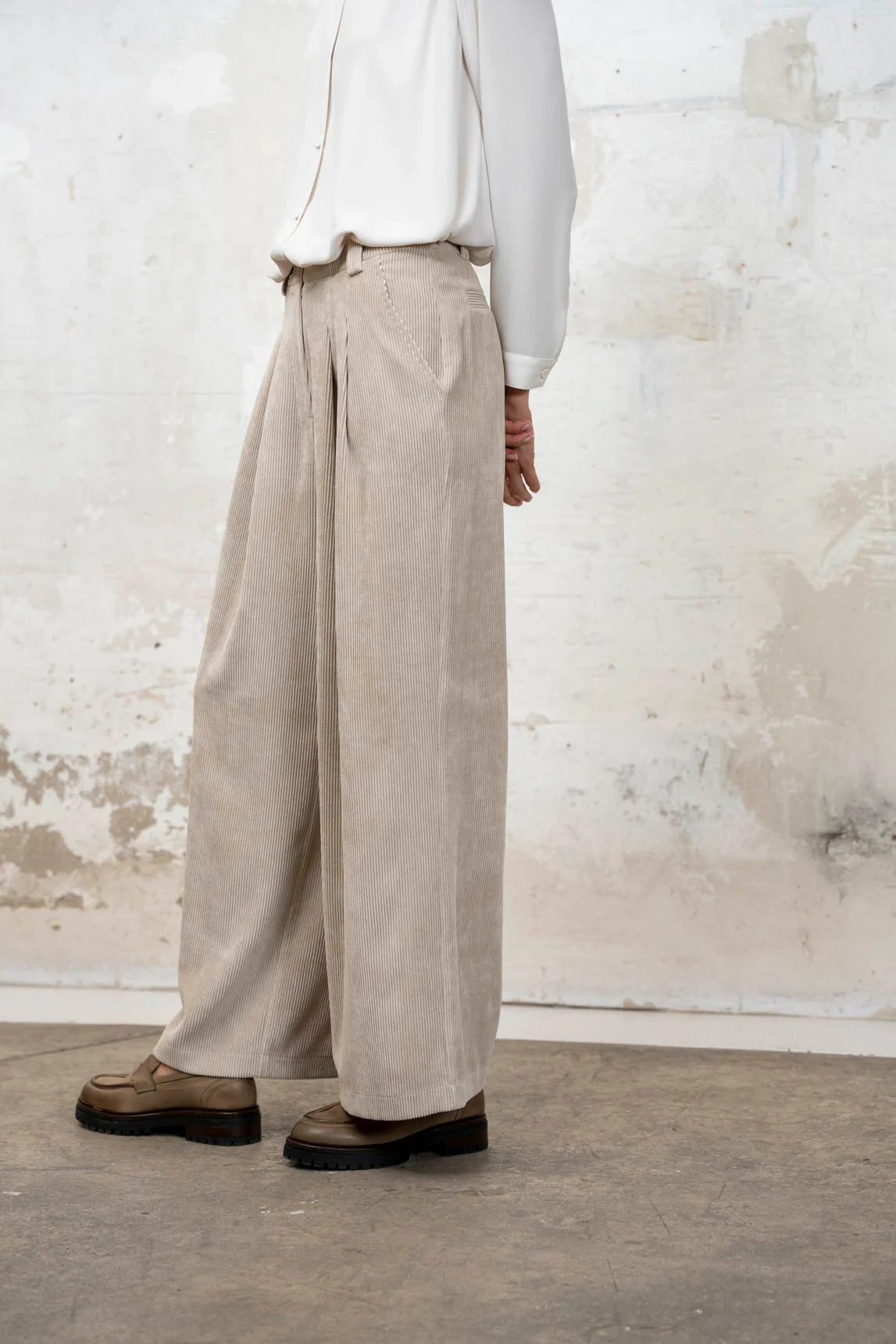 Rivera-Spain Aretha rohe Cordhose