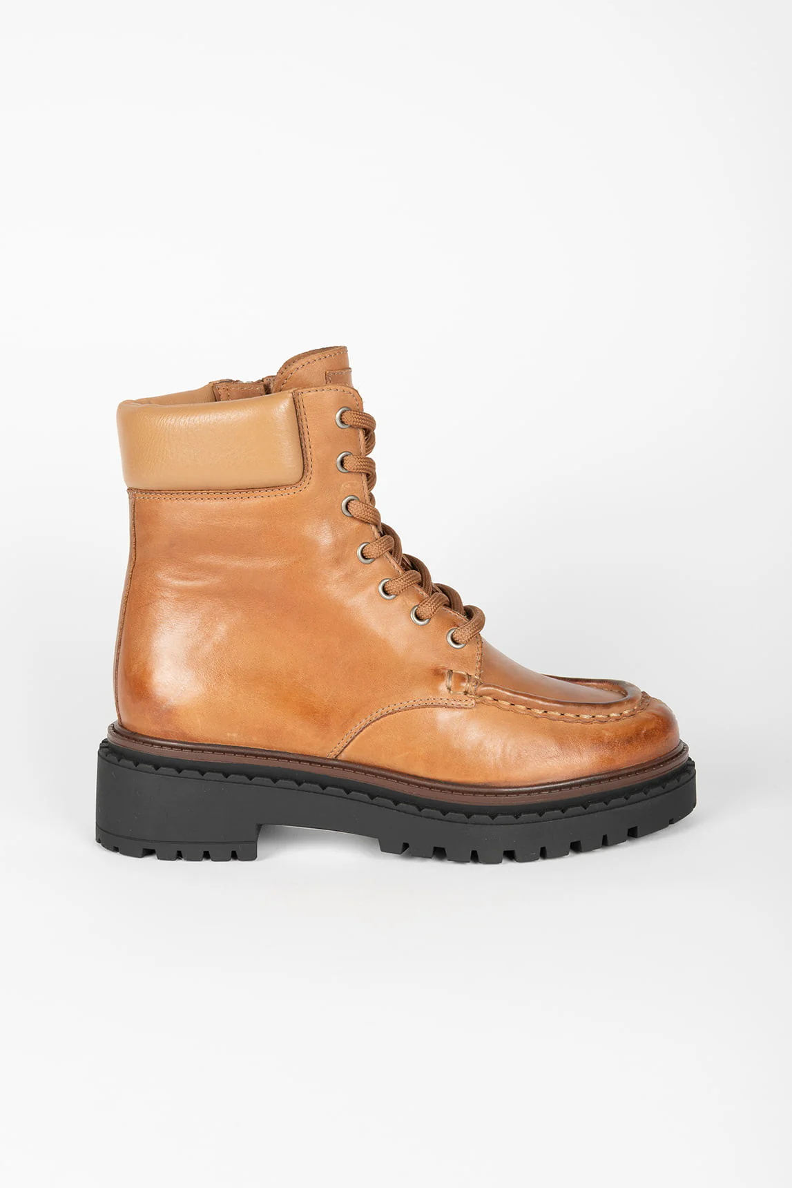 Rivera-Spanien Bota Varese Kamel