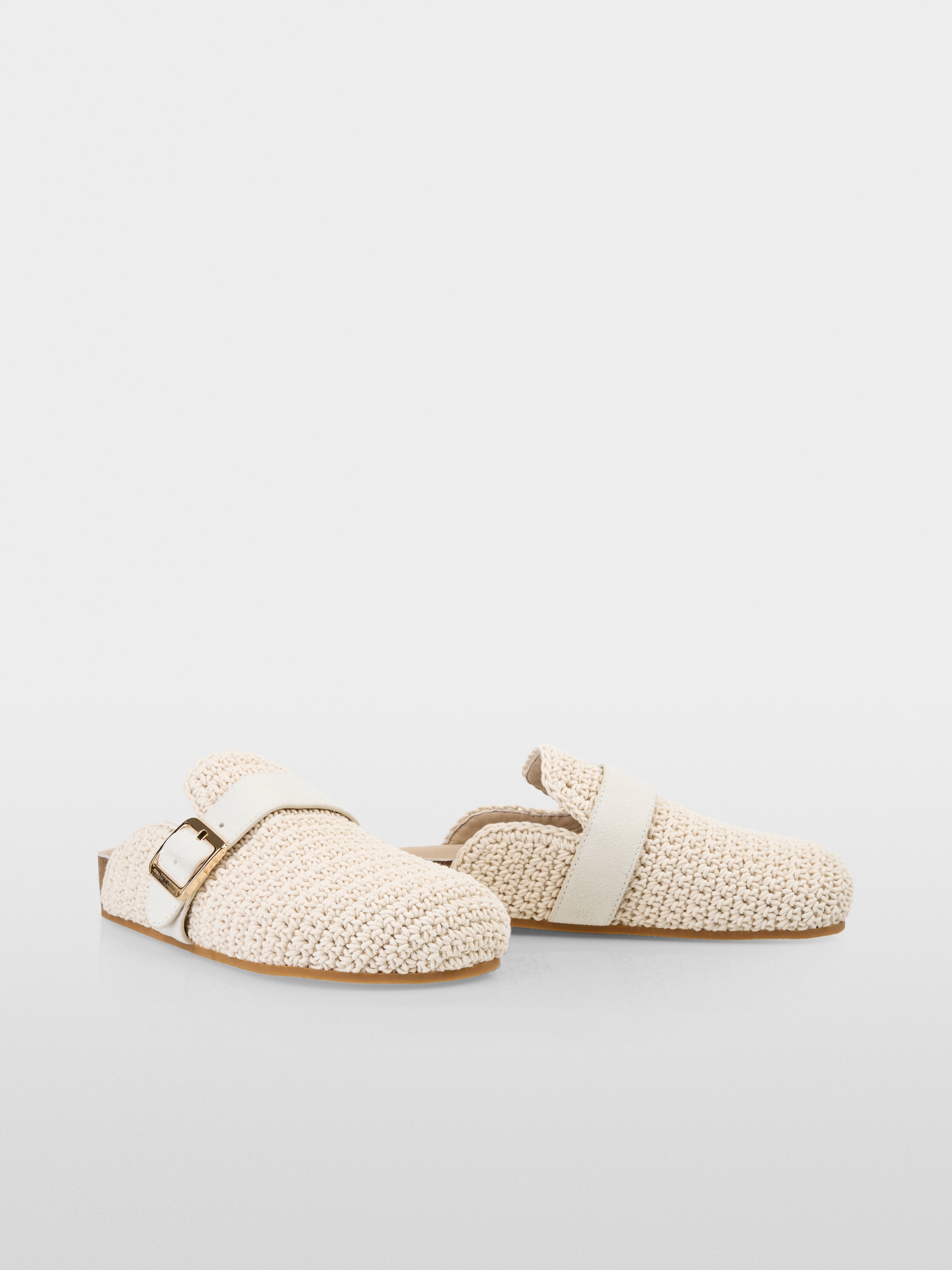 Marc-Cain Klobige Hausschuhe mit Häkeleffekt