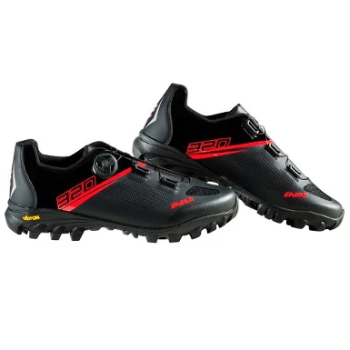 MOUNTAIN BIKE EASSUN 320 SHOES - BLACK / RED