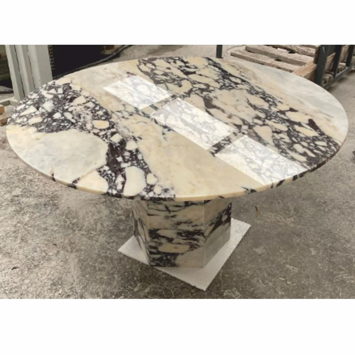 Luxury marble dining table cream white / purple Ø 140 x H. 74 cm - Luxury marble dining room furniture