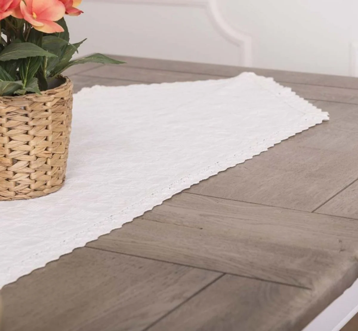 Country house style dining table brown / white 160-200 x 90 x H. 78 cm - solid wood kitchen table with extendable oak table top