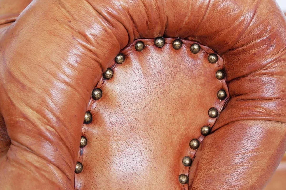 Luxury Chesterfield leather armchair 125 x 100 x H. 80 cm - Various colors - Real leather living room armchair - Chesterfield living room furniture