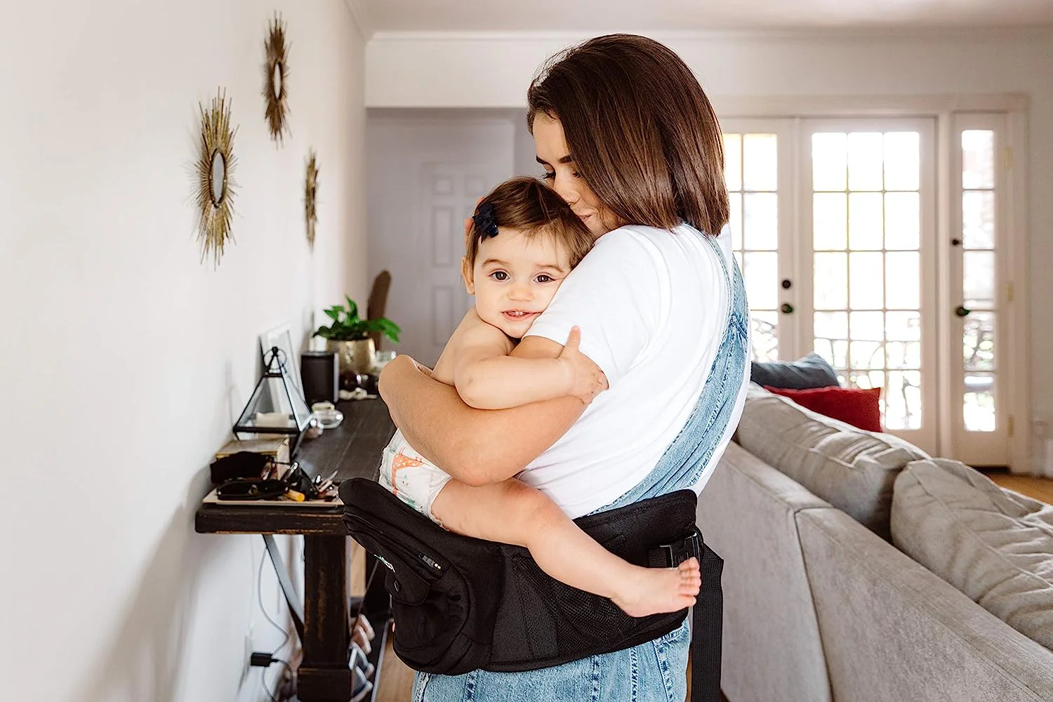 Sicherheitszertifizierte Hüftsitz-Babytrage – Gewinner des Mom’s Choice Award, ergonomische Trage und Verlängerungen für Neugeborene und Kleinkinder (Trage, grau)