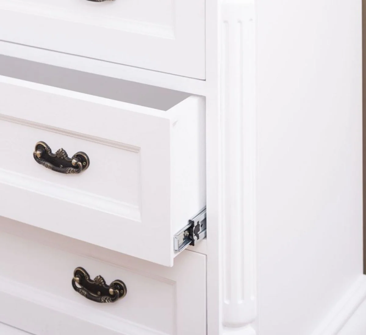 Country house style solid wood chest of drawers with 3 drawers white 110 x 48 x H. 89 cm - country house style furniture