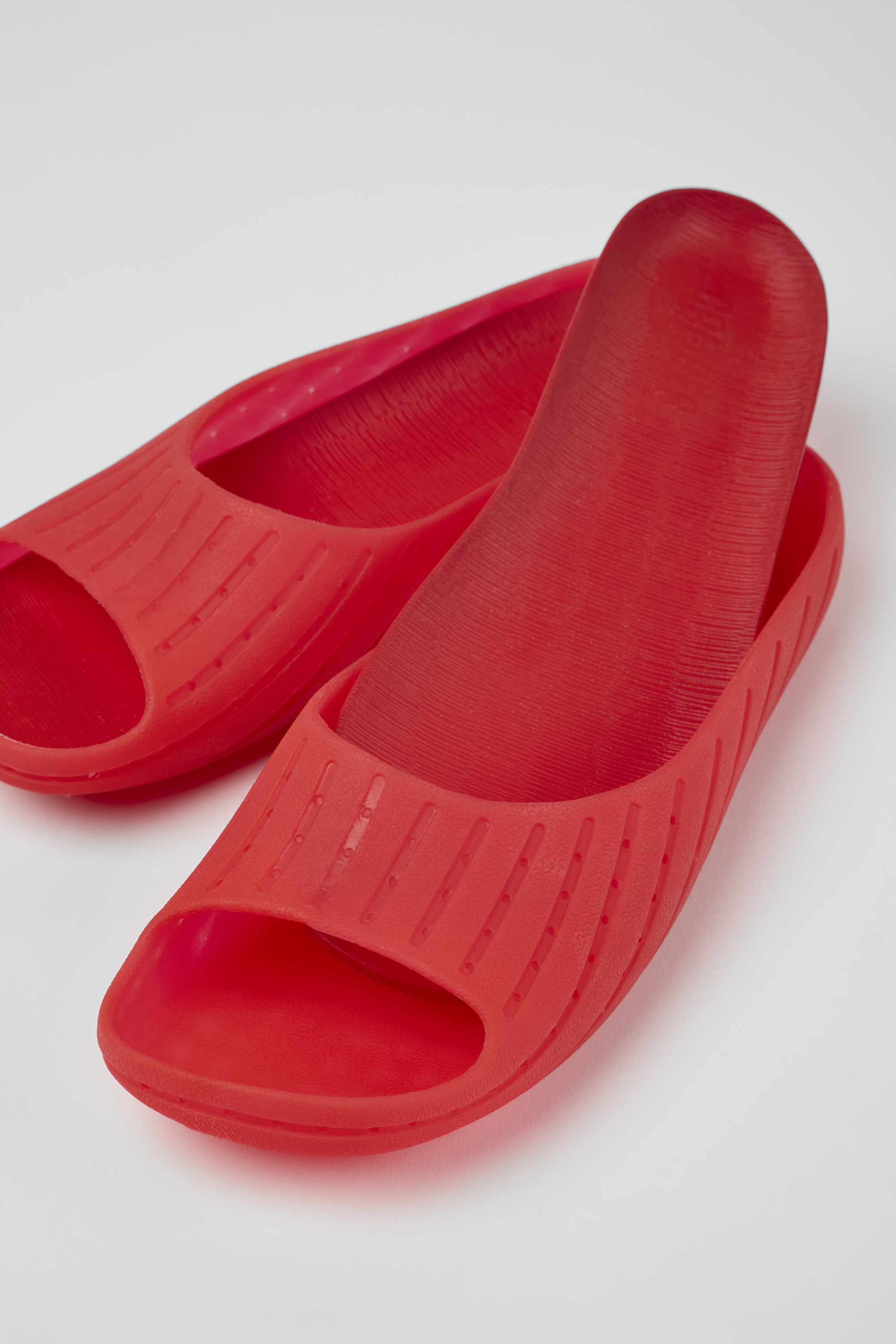 Wabi - Rote Monomaterial Sandalen für Frauen