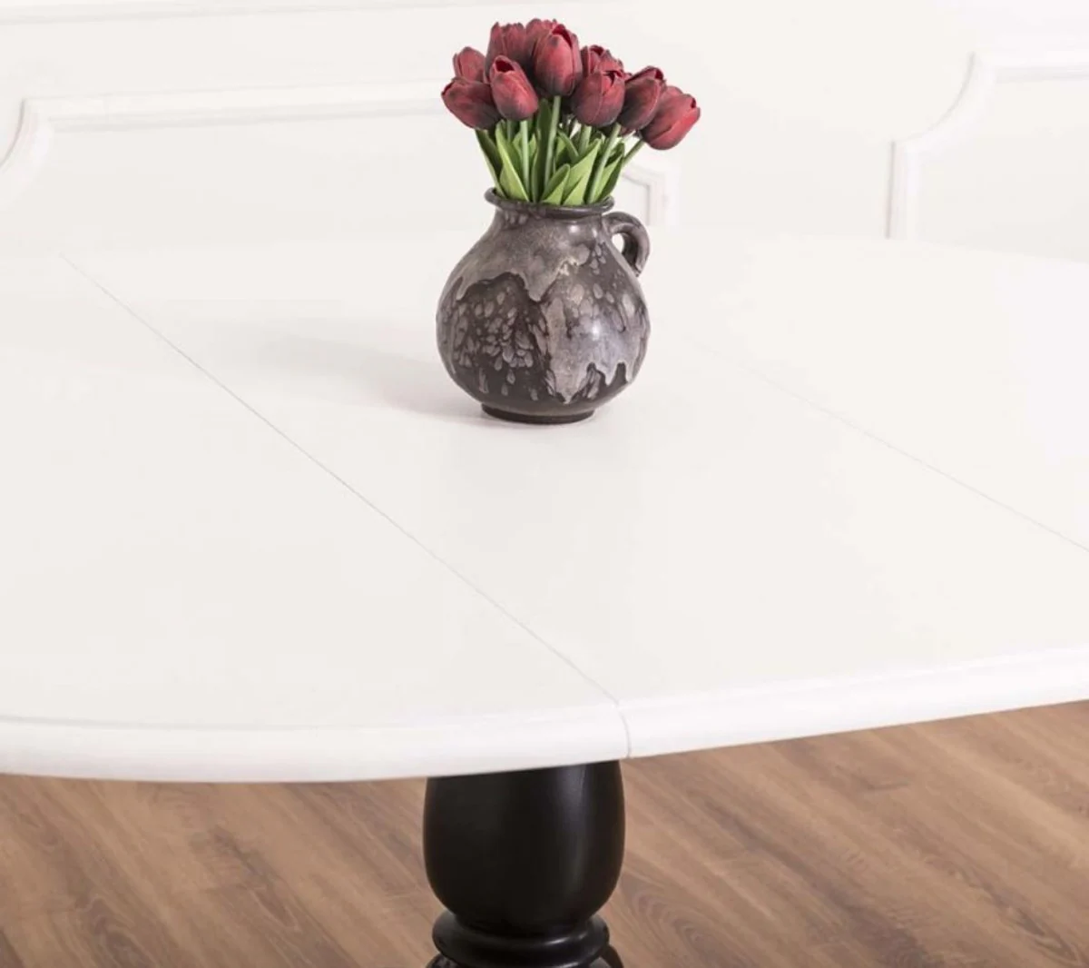 Country house style dining table white / black Ø 120 x H. 78 cm - Round extendable solid wood kitchen table - Country house style dining room furniture