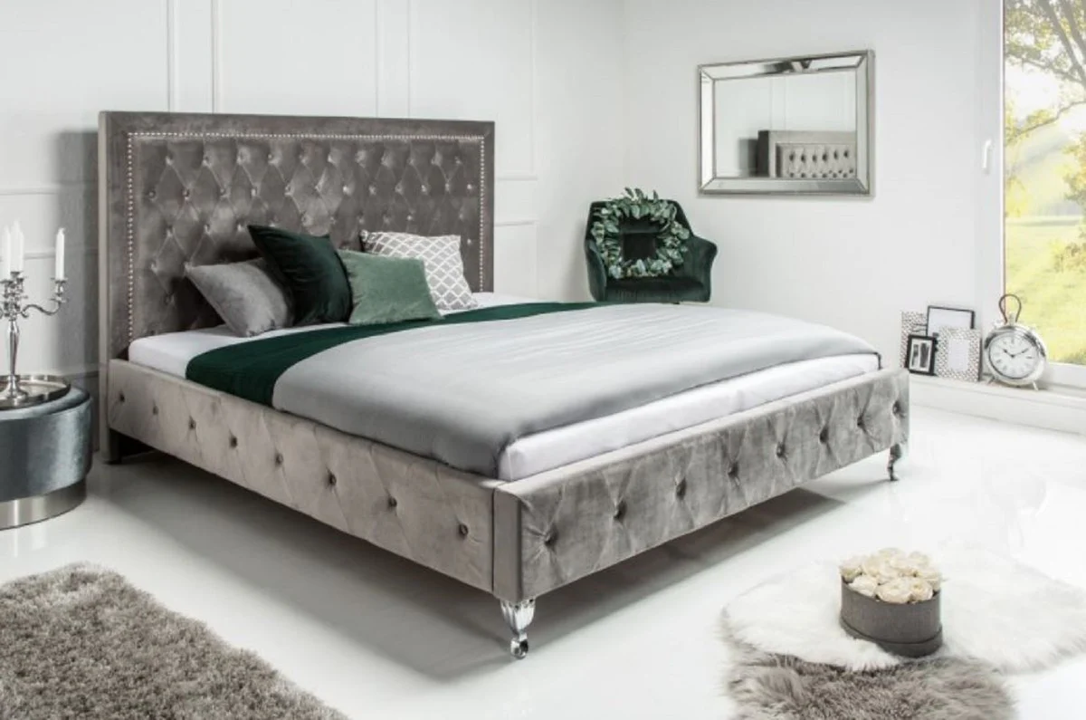 Chesterfield velvet double bed silver gray / silver 190 x 215 x H. 130 cm - Solid wood bed with headboard - Chesterfield bedroom furniture