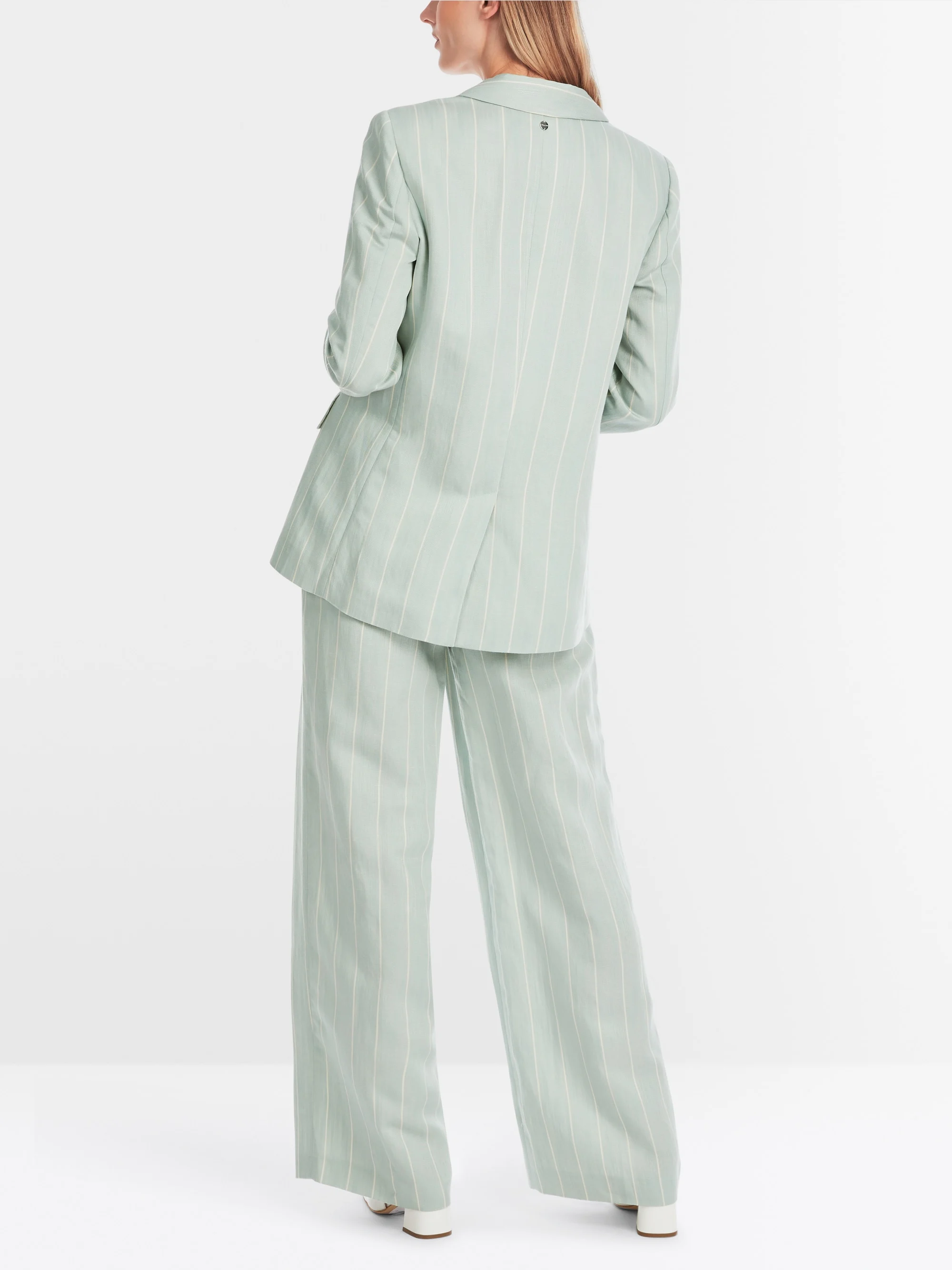 Marc-Cain Großer Nadelstreifenblazer