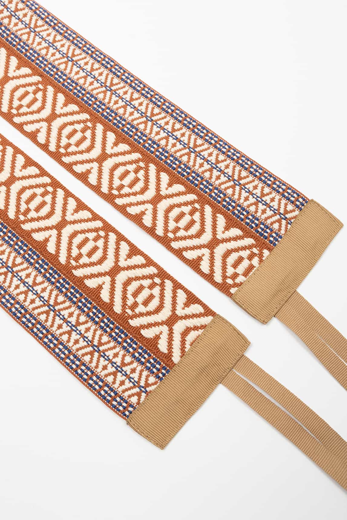 Rivera-Spanien Fajín Burcei