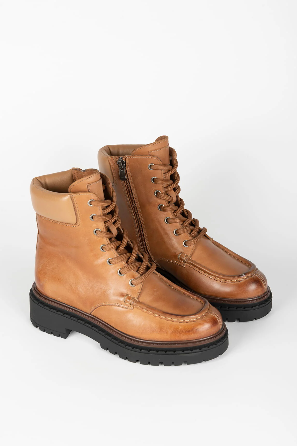 Rivera-Spanien Bota Varese Kamel