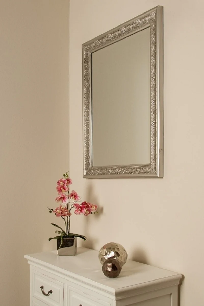 Baroque mirror / wall mirror silver 62 x H. 82 cm - furniture in the baroque style