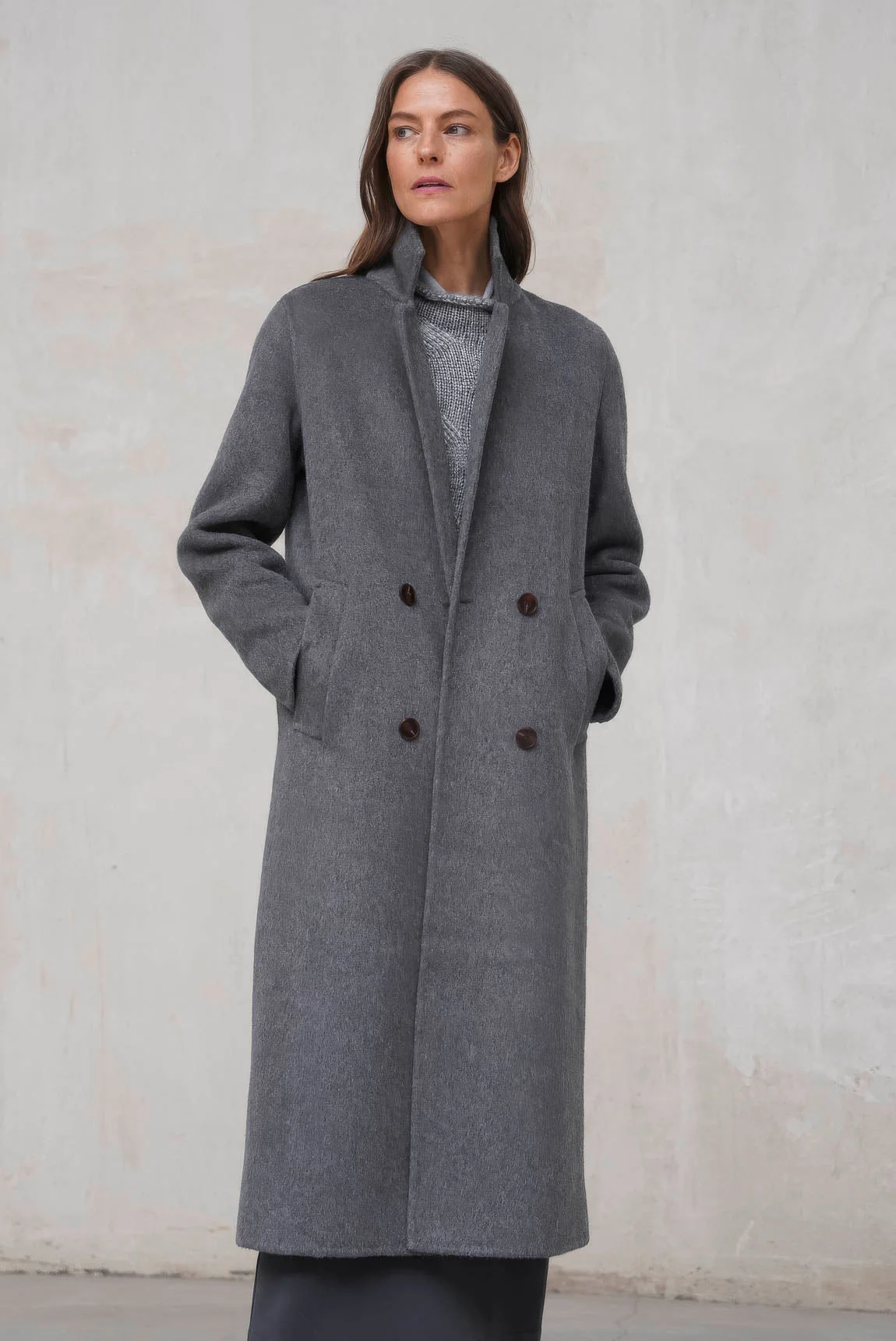 Rivera-Spanien Shelter Aosta gris