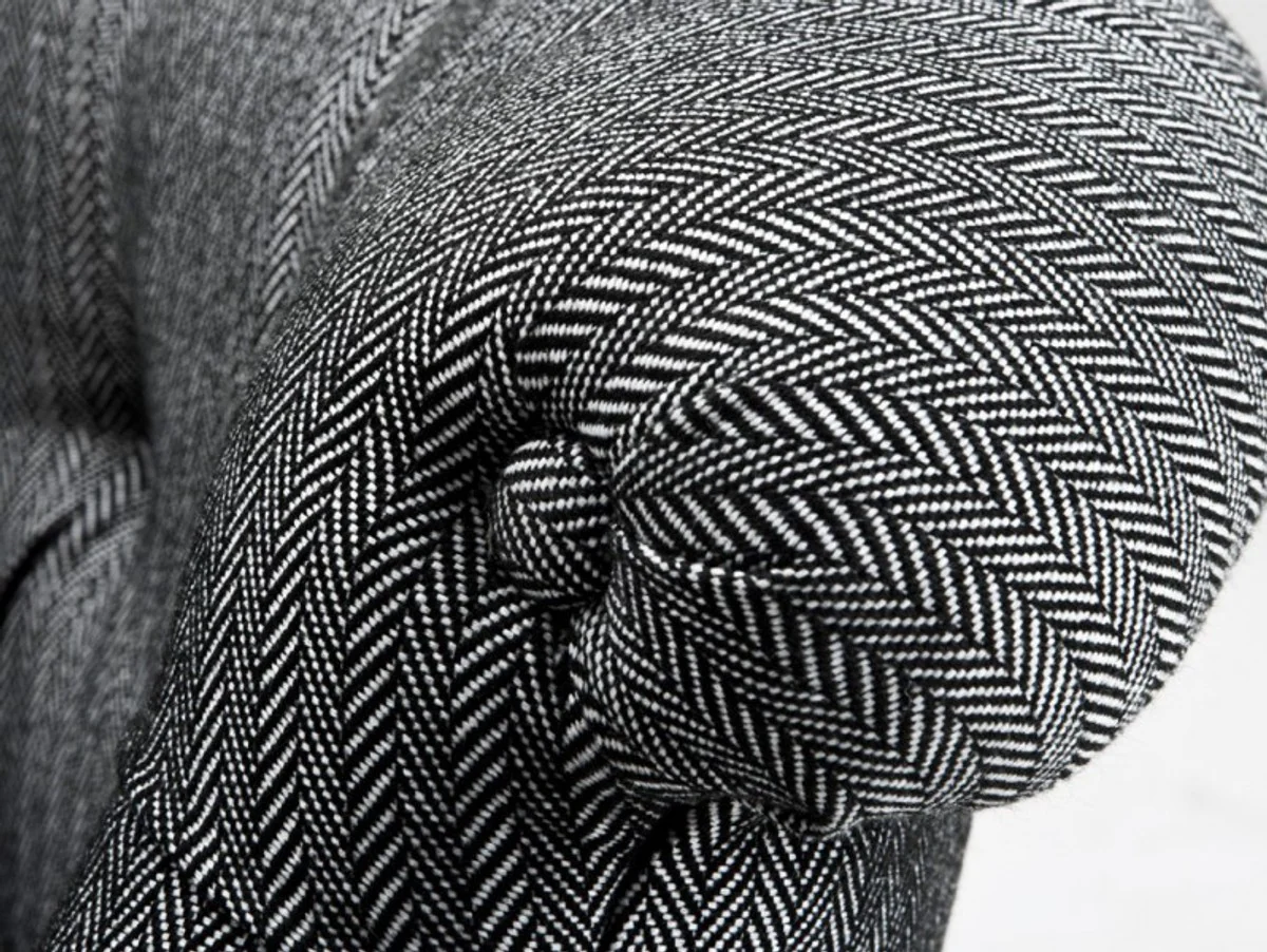 Luxury baroque salon armchair Paris with herringbone pattern black/white from the luxury collection of - Hotel Cafe Restaurant Furniture Furnishings